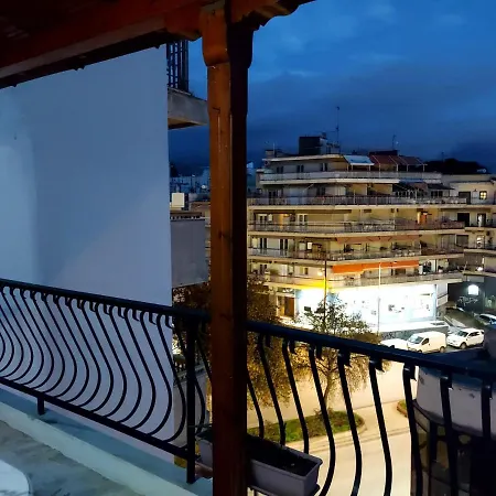 Apartment Fori's Nest Skg *
